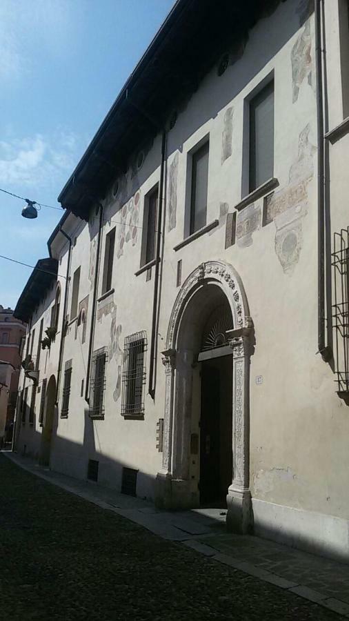 Ferienwohnung Palazzo Guerrieri Da Fermo Mantua Exterior foto